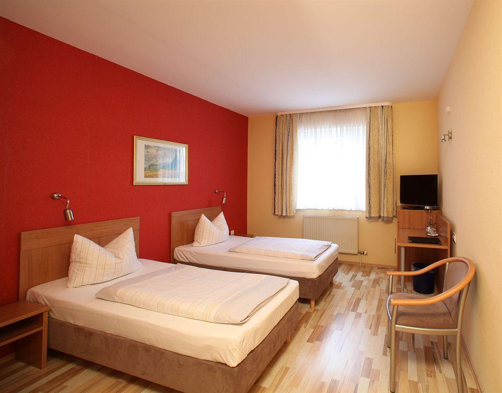 Albatros Airport Hotel Mörfelden-Walldorf Dış mekan fotoğraf