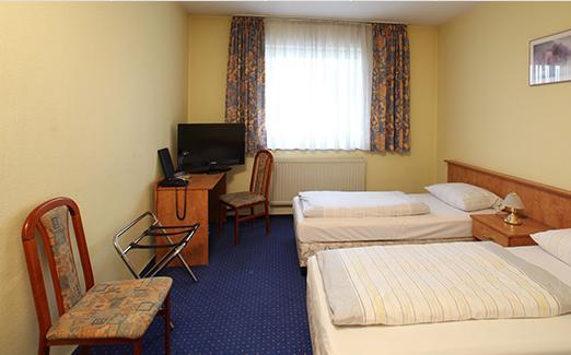 Albatros Airport Hotel Mörfelden-Walldorf Oda fotoğraf